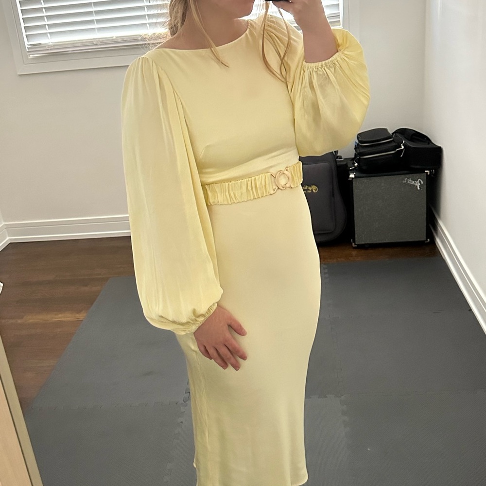 Beautiful Yellow Shona Joy dress